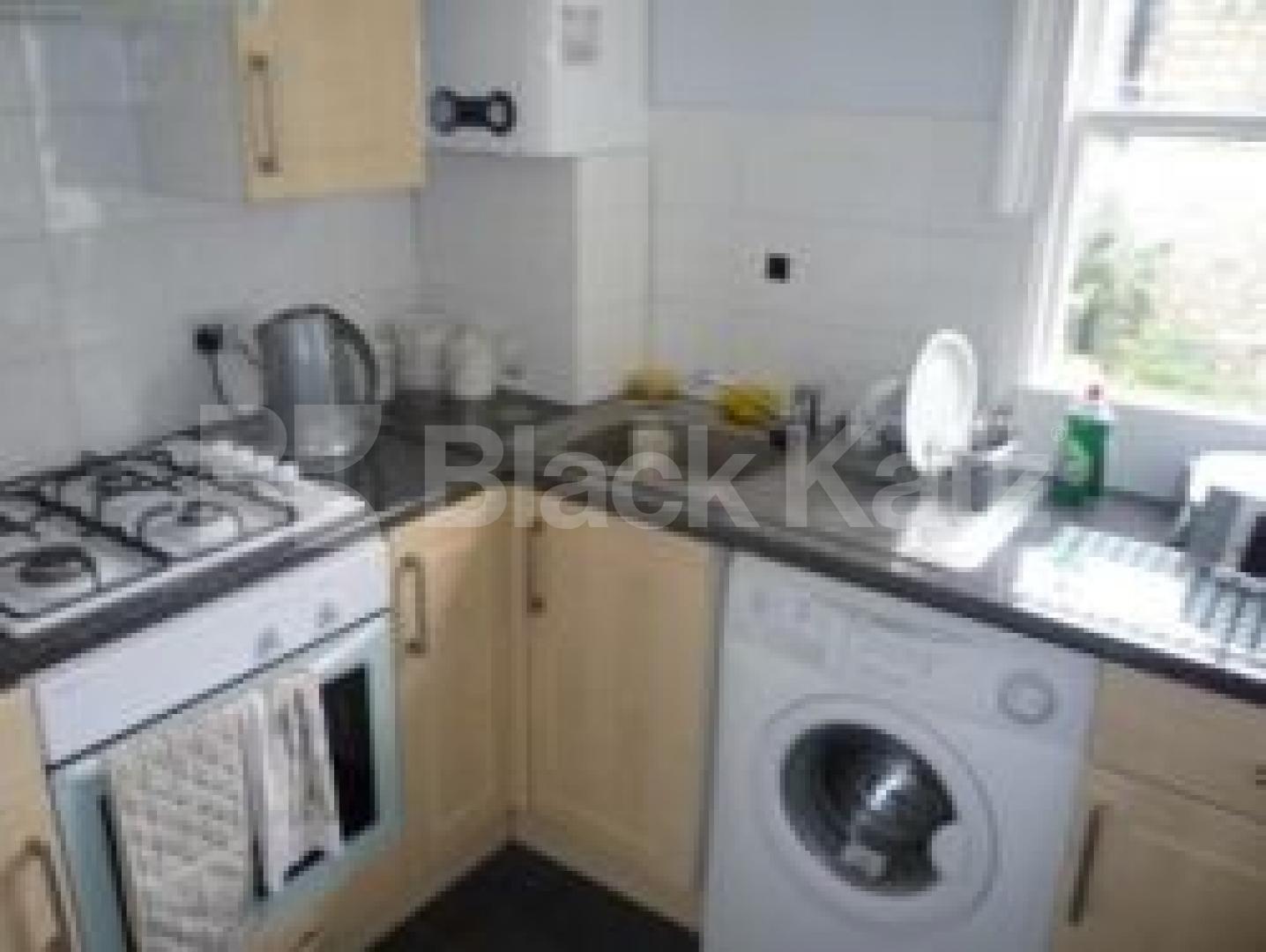 			2 Bedroom, 1 bath, 1 reception Flat			 Landrock Road, CROUCH END N8